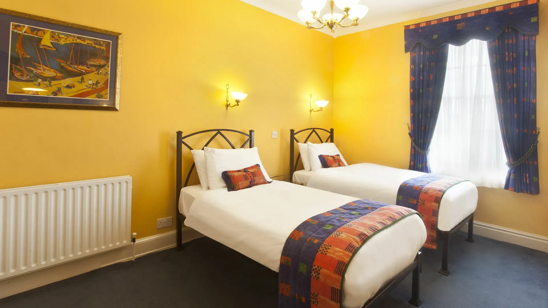 Hotel The Hazelwood York 4*,